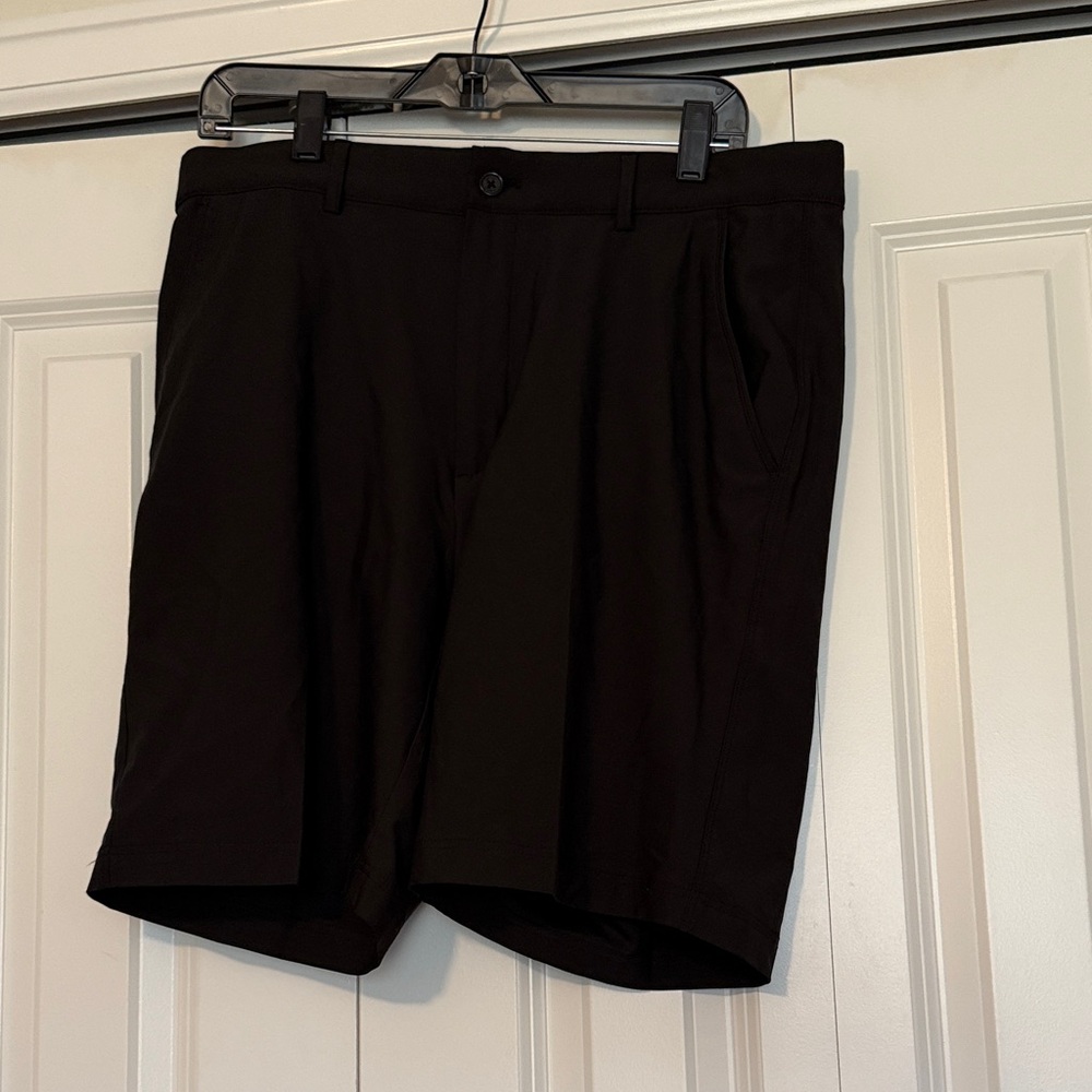 Greg Norman Collection Men's Black Flat Front Shorts
